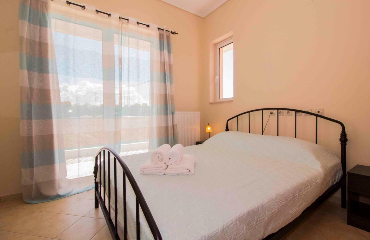 Camares Home Sparta Exterior photo