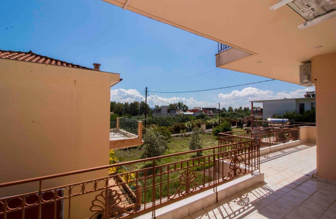 Camares Home Sparta Exterior photo